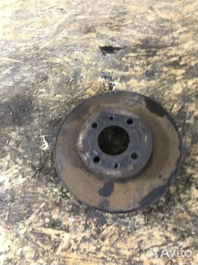 Тормозной диск Hyundai Solaris седан G4FA 2014