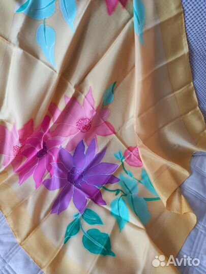 Шелковый платок