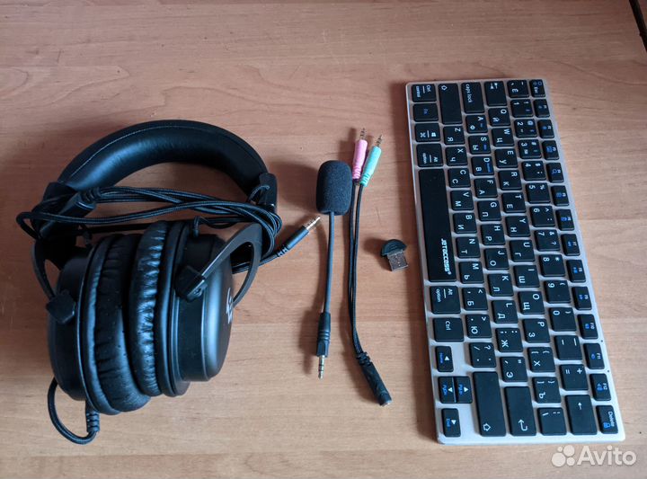 Продам Наушники и Клавиатуру - Отличное Состояние