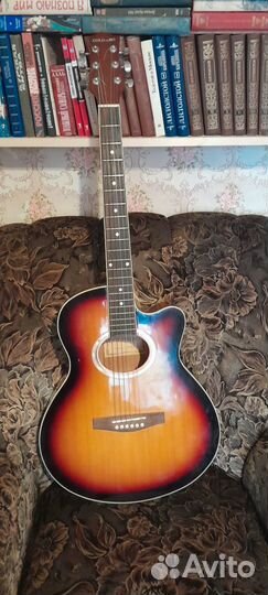 Электроакустическая гитара