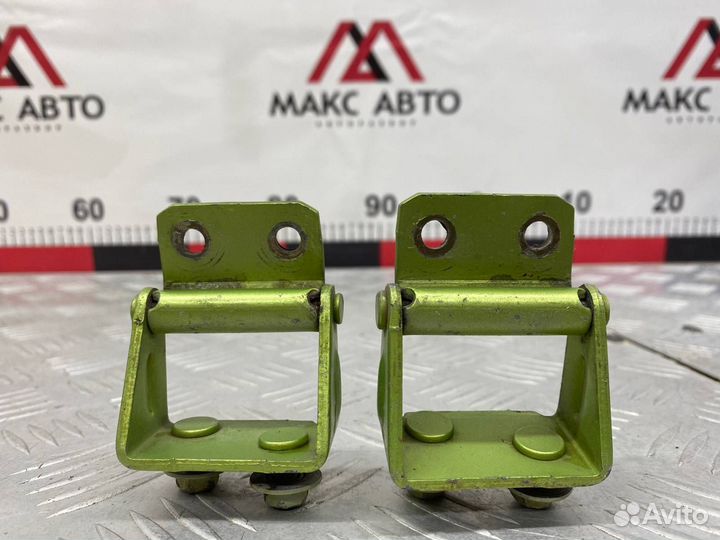 Б/У петля крышки багажника задний Daewoo Matiz