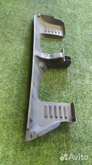 Дефлектор радиатора Ford Explorer 3 4 2004