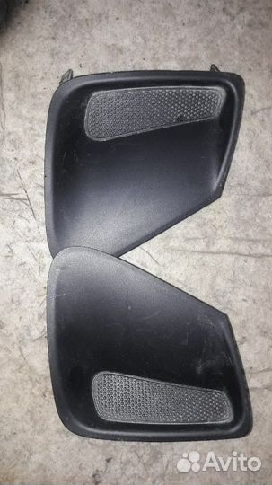 Продам заглушки бампера Тойота Королла 12г.в )