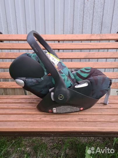 Продам детское автокресло, возраст 0+