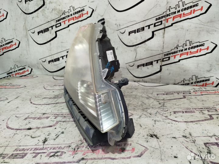 Фара honda FIT GE6 GE7 GE8 GE9 GP1 GP4 P9603 chrome галоген правая 2 модель 33100TF0J71 NA7291