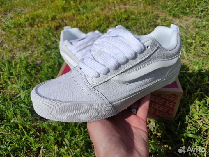 Кеды Vans Knu Skool белые