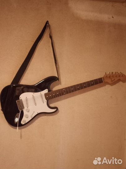 Электрогитара Fender squier stratocaster