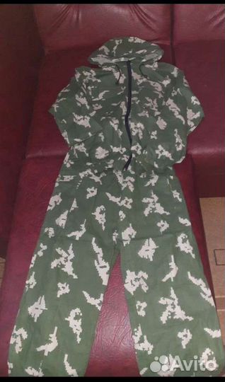 Костюм летний новый