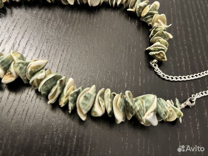 Бусы из натуральных камней зеленые