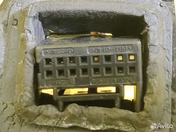 Зеркало правое Volkswagen Jetta