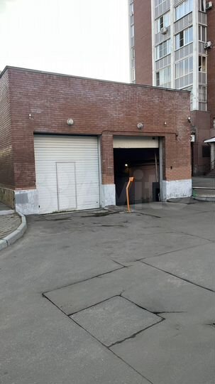 Машиноместо, 15 м²