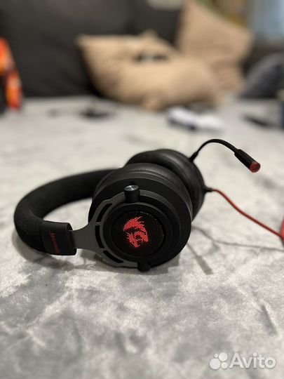 Наушники игровые полноразмерные Redragon Aspis Pro