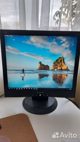 Монитор BenQ Q9T4 19