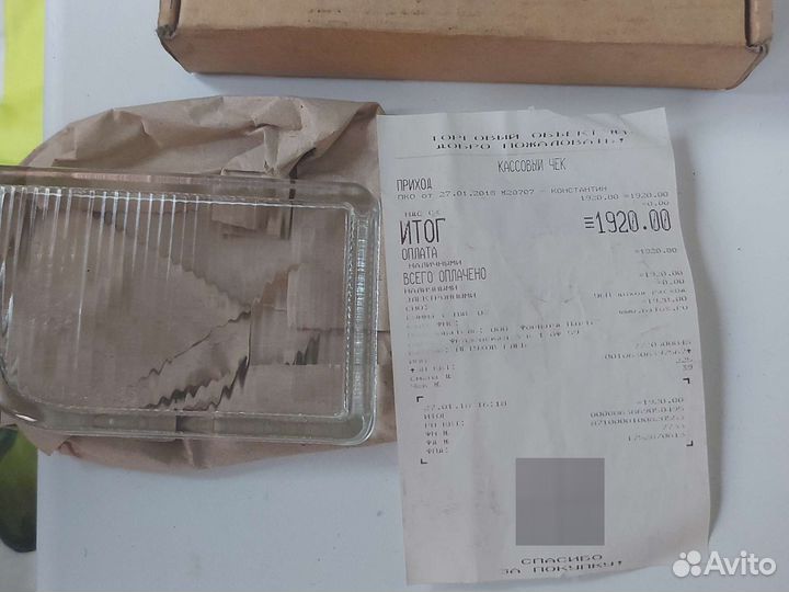 Стекло противотуманной фары левое на гольф 3