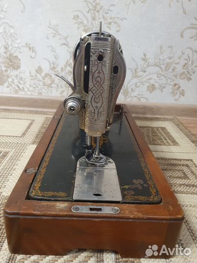 Швейная машина Подольск ручная