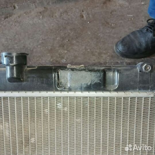 Радиатор на ниссан блюберд