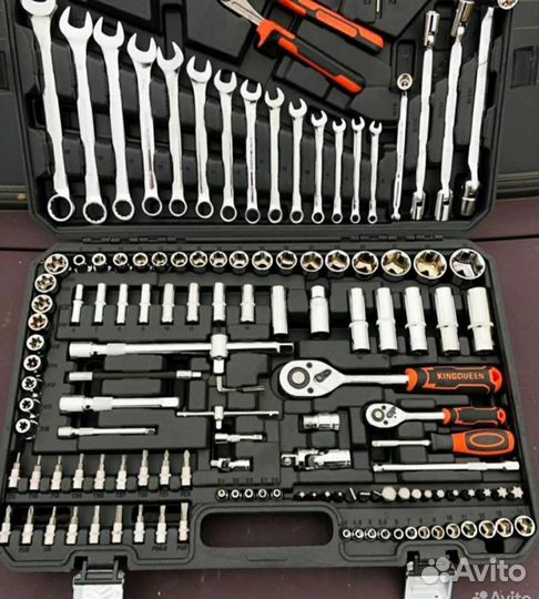Набор инструментов ключей с рожковыми ключами
