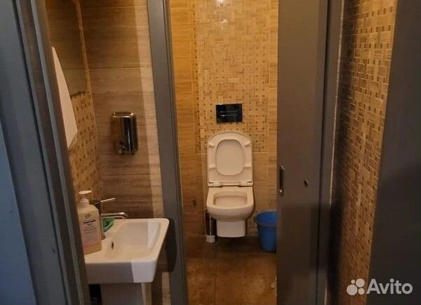 Кафе Шаурма в бц с отдел. входом без конкуренции