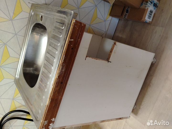 Раковина с тумбой