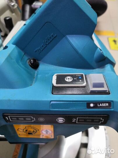 Торцовочная пила Makita DLS 111 ZU