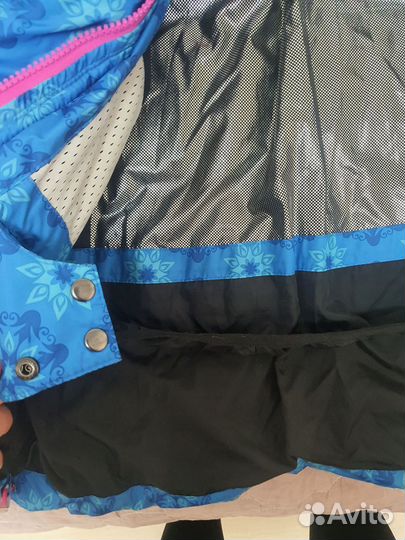 Зимняя куртка для девочки 146-152