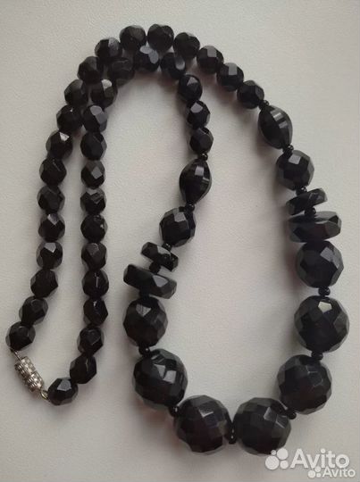 Броши, бусы, колье СССР