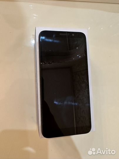 Телефон Honor 9s