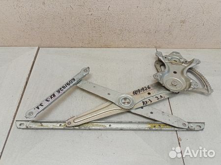 Стеклоподъемник электрический задний левый 698020E