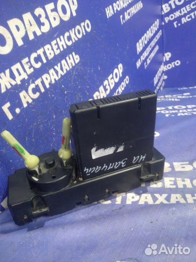 Блок управления печкой Mercedes-Benz W210 седан