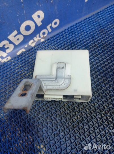 Блок управления давлением в шинах Infiniti Fx35