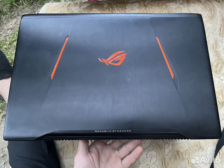 Ноутбук asus rog