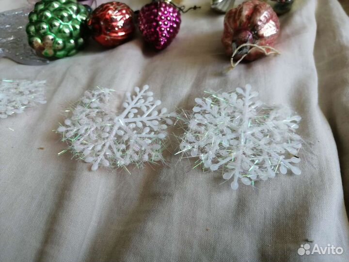 Елочные игрушки