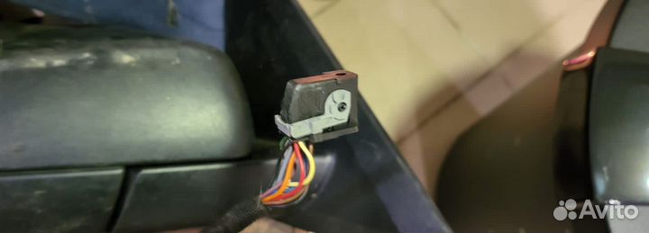 Зеркало боковое правое на Range Rover l322