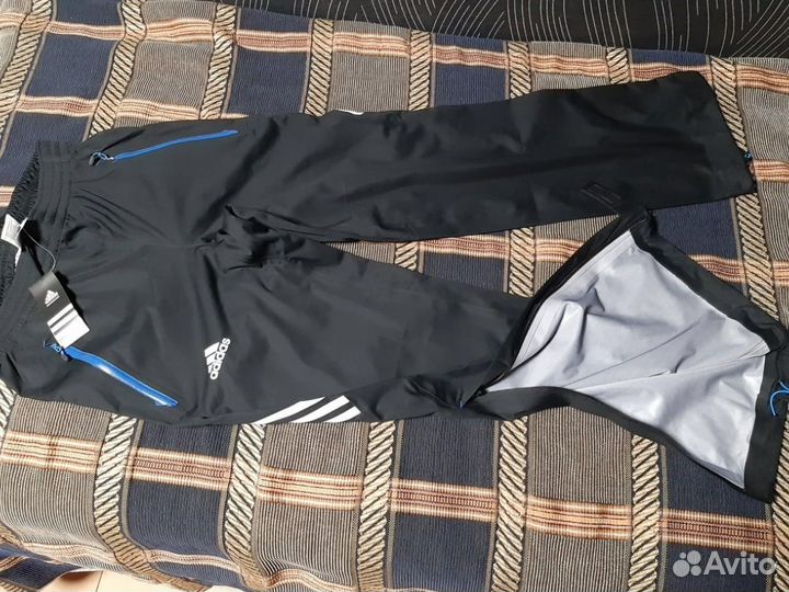 Лыж.разминочный костюмы 44-46-48 adidas gore-TEX