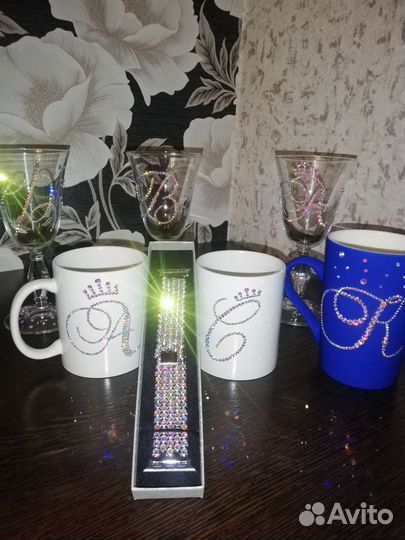 Инкрустация стразами