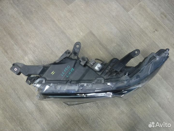Фара левая №19 Toyota Land Cruiser Prado 150 2019