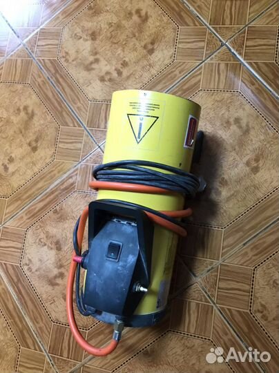 Газовая пушка Ballu BHG-10M бу