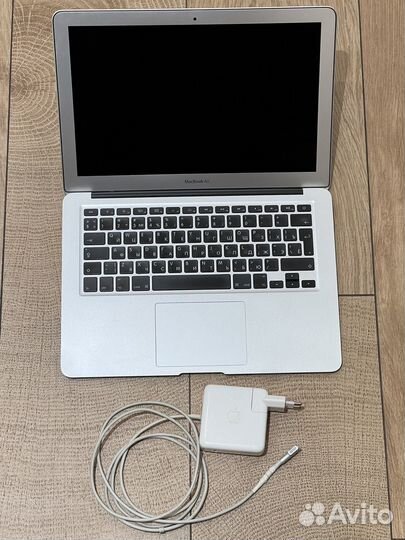 Apple MacBook Air 13 2011