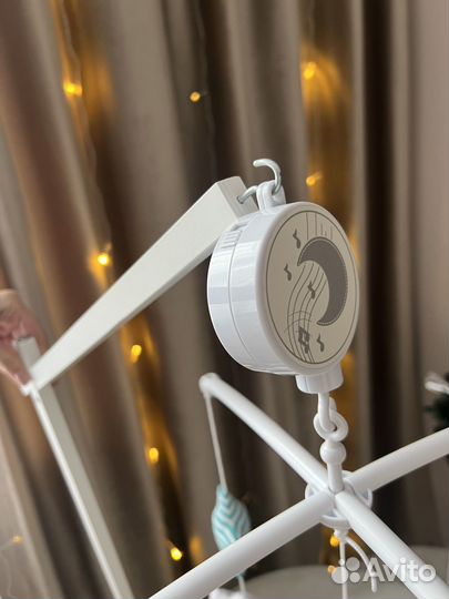 Мобиль на кроватку и кронштейн