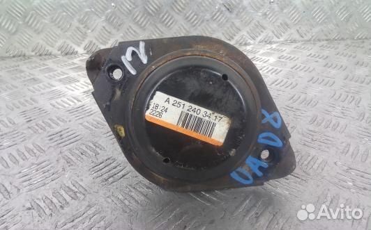 Подушка двигателя дизельная mercedes benz M-class