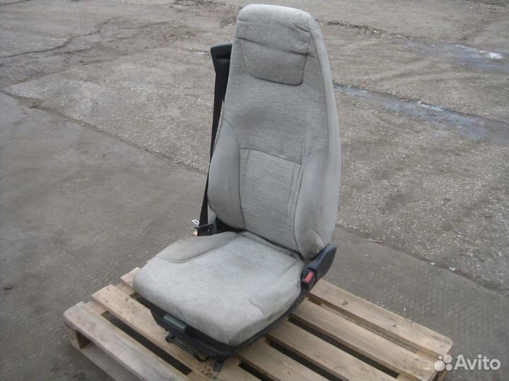 Кресло пассажирское пневматическое 7482106170 rena