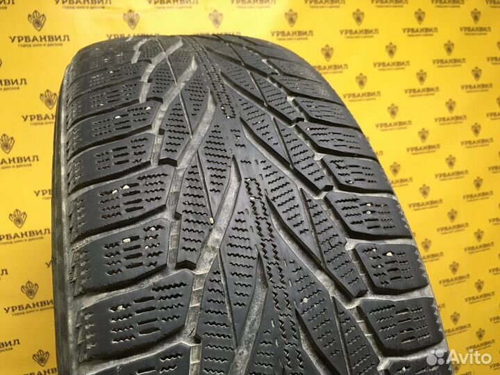 Nokian Tyres Hakkapeliitta R2 SUV 235/65 R17 108R
