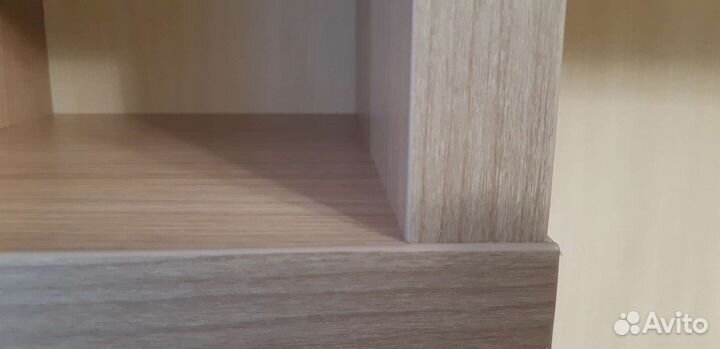 Полка навесная настенная