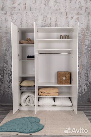 Шкаф белый распашной Классик-4