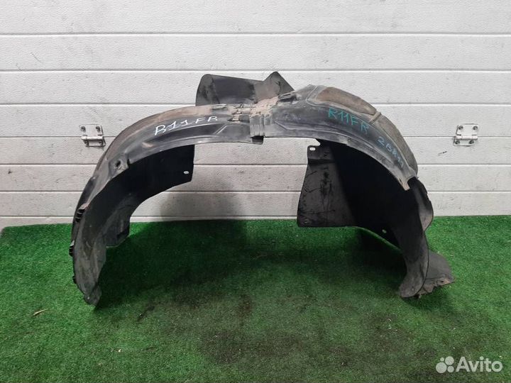 Подкрылок передний правый Opel Zafira C 2014