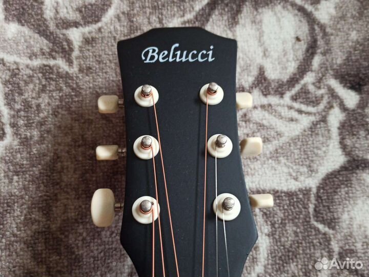 Классическая гитара Belucci