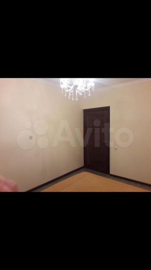 2-к. квартира, 64 м², 1/9 эт.