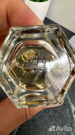 Gucci Flora Glorious Mandarin 48 ml с витрины