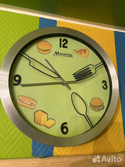 Шторы, коврики в прихожую 3шт, часы