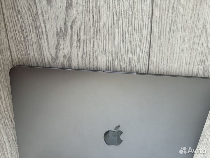 Apple MacBook Pro 13 2019